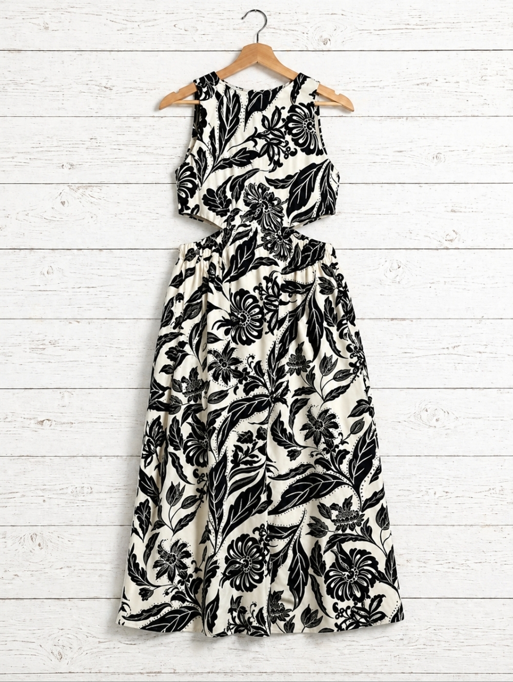 Who What Wear Black Off White Topical Floral Cutout Waist Sleeveless Maxi Dress